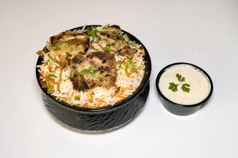 Chicken Afghani Tikka Biryani (Boneless)